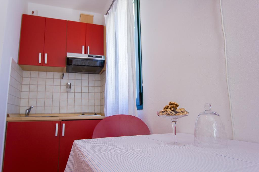 Apartments Petrinic Crnogaj 巴斯卡 外观 照片